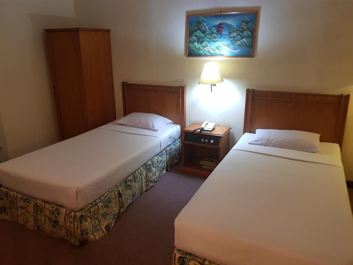Grand Wisata Hotel
