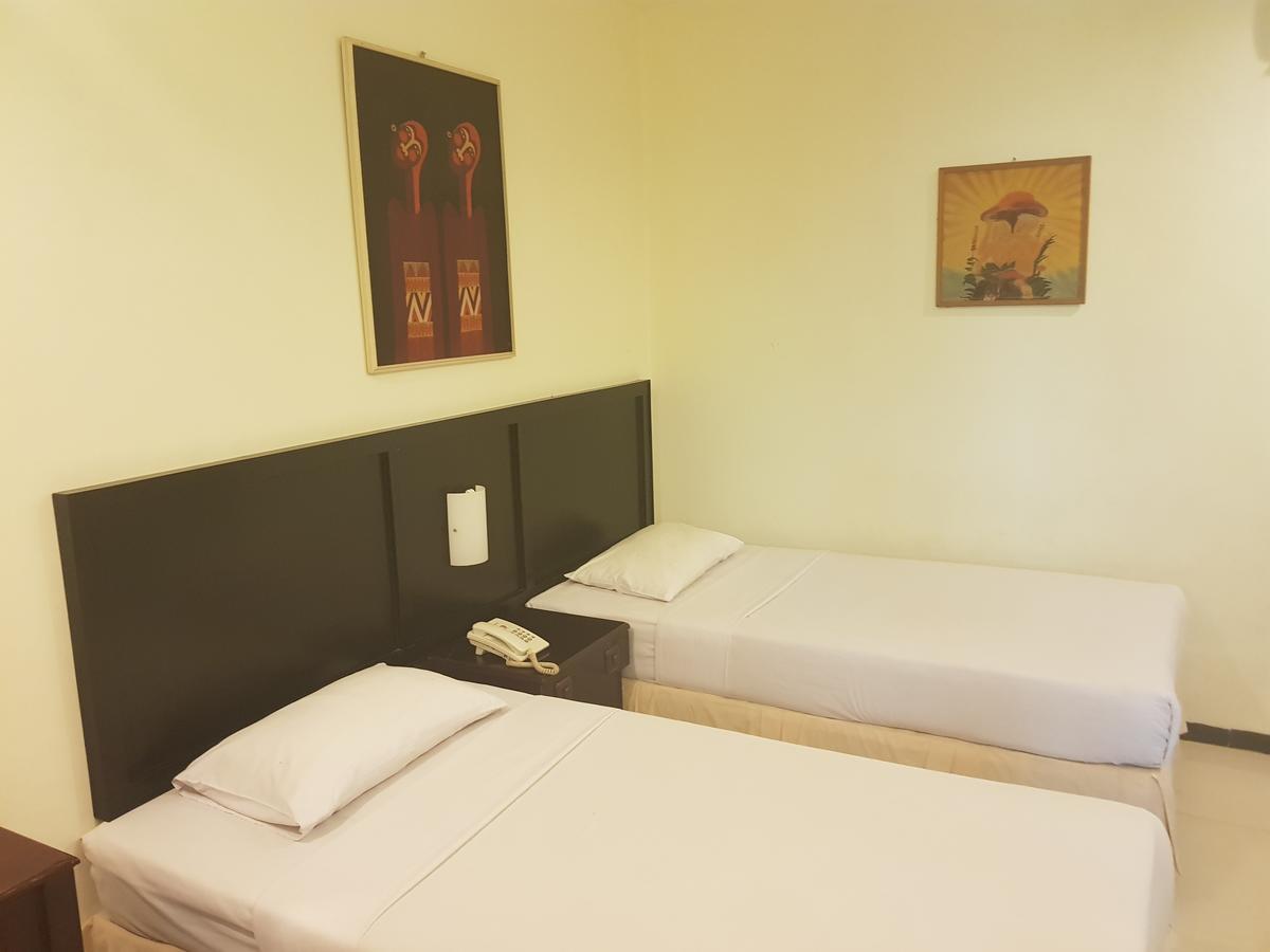 Grand Wisata Hotel