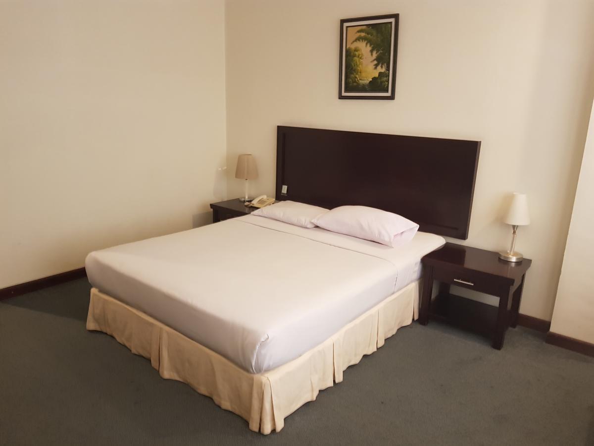 Grand Wisata 3*